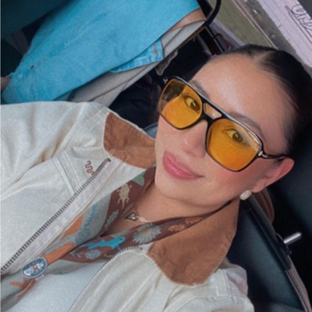 Meet your Posher, Veronica